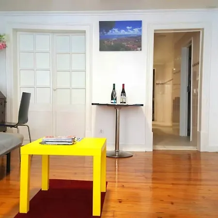 Ly's House In Centre Lisbon